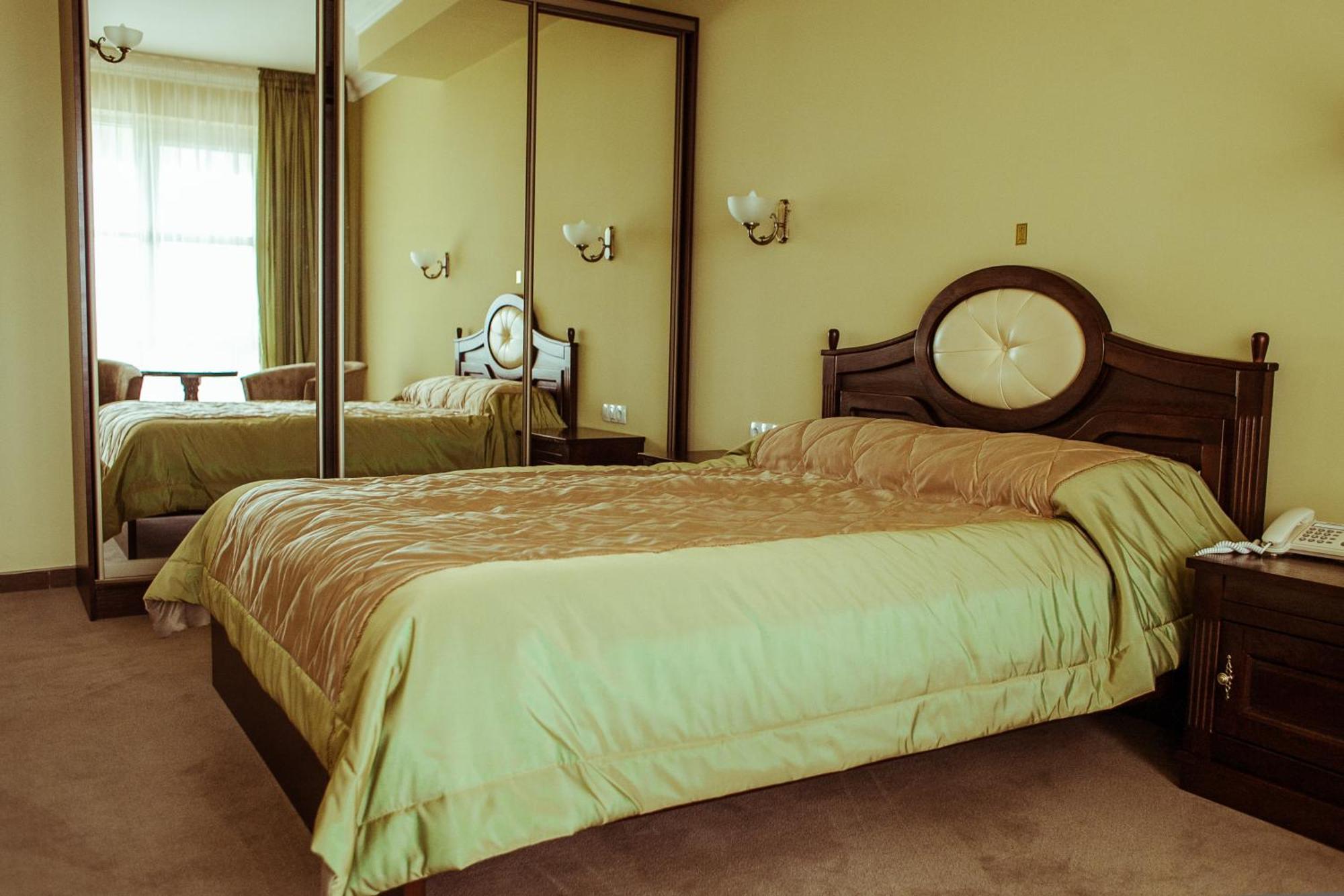 Warszawa Hotel Malekhuv Екстериор снимка
