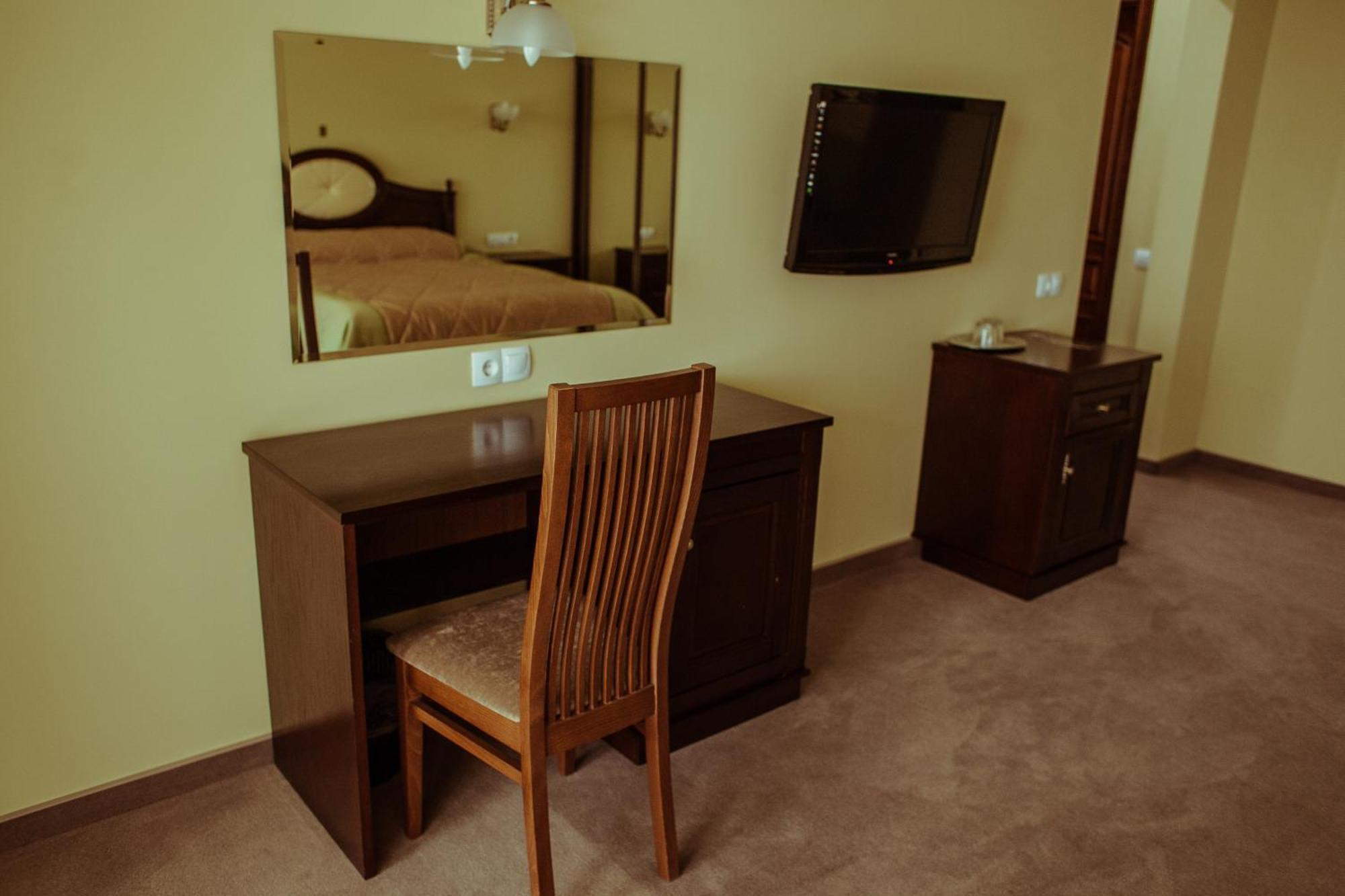 Warszawa Hotel Malekhuv Екстериор снимка