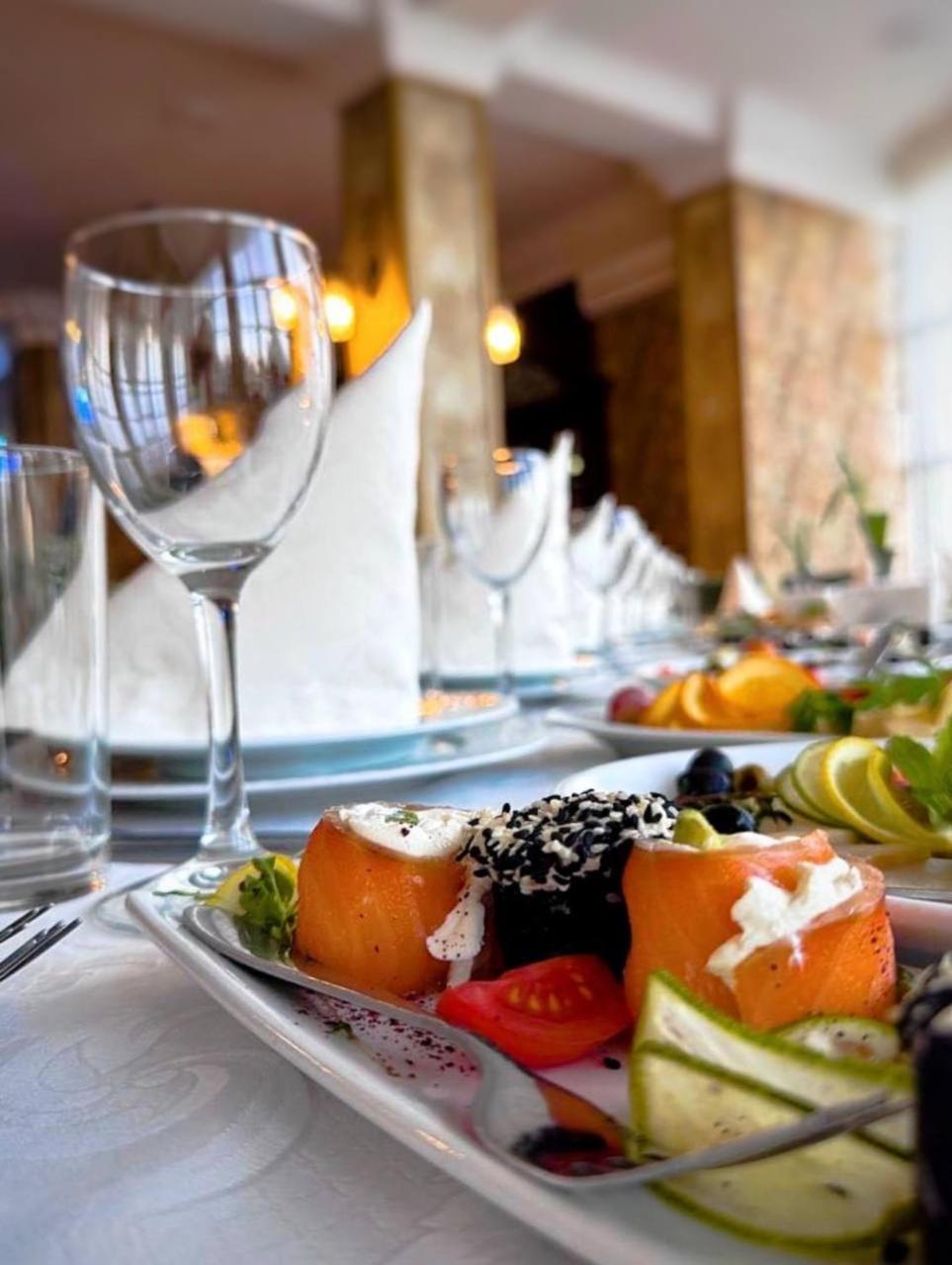 Warszawa Hotel Malekhuv Екстериор снимка